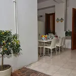 Bed & Breakfast Il Vicolo 4*