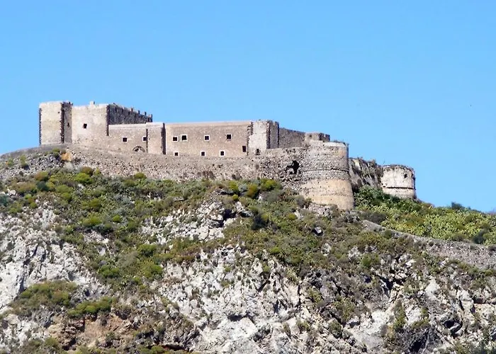 Il Vicolo 4*
